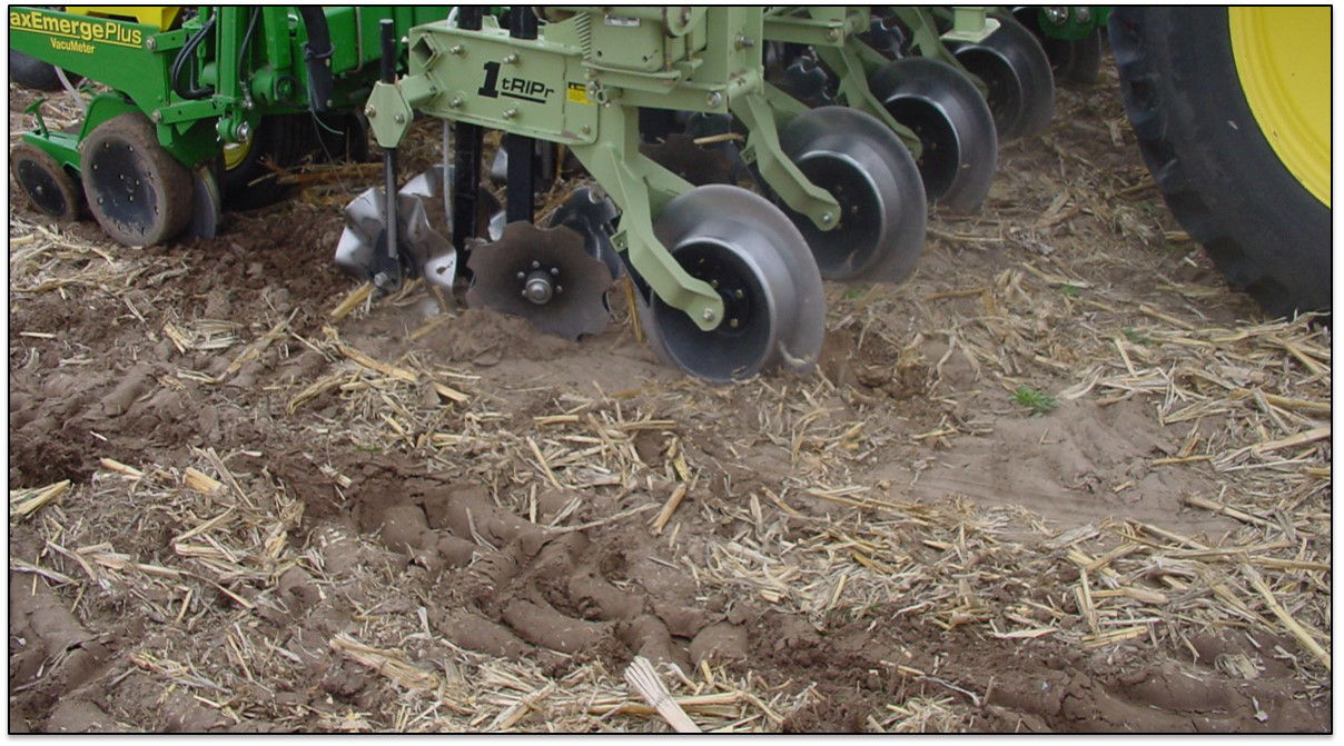 Figure 2. Strip-till machinery can be customized for soil, weather, and fertilizer products. Strips can be created in the fall, or sometimes spring using vertical tillage (cutting coulter and mole knife). Photo used with permission from Orthman Manufacturing, Inc.