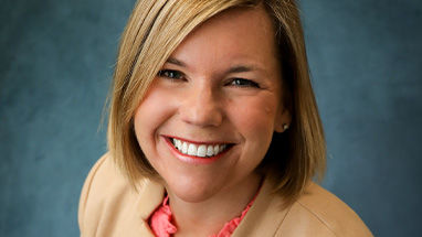 Headshot of Kristin Schiff who is a Bayer technical agronomist fo Western Nebraska and Northern Colorado