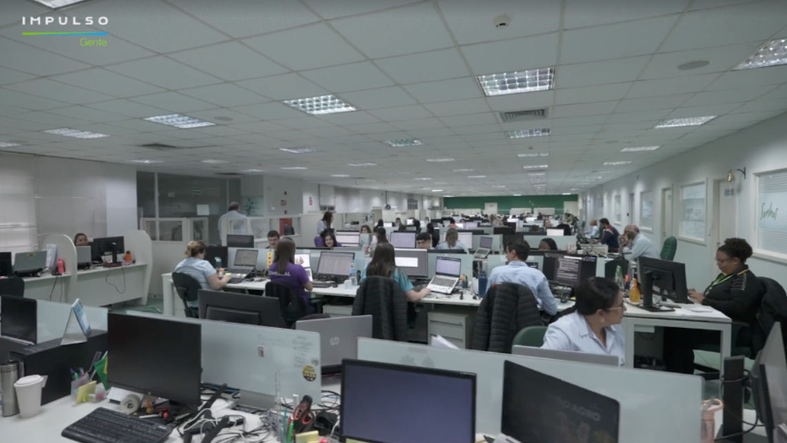 A Coplacana (Cooperativa dos Plantadores de Cana) reúne mais de 13 mil cooperados no interior paulista.