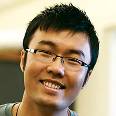 Headshot of Ziru Liu